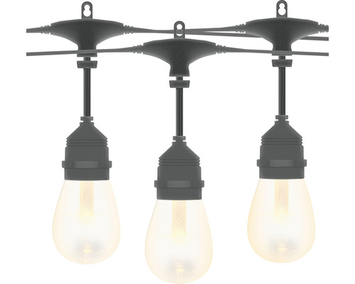 Șir de lumini cu becuri suspendate