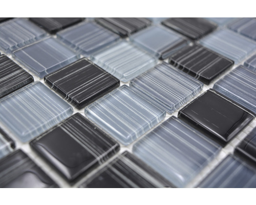 Prim-plan cu plăci de mozaic