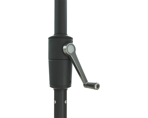 Prim-plan cu stâlp de umbrelă de soare cu mecanism de manivelă