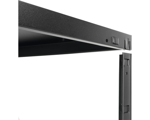 Detaliu raft metalic cu sistem de conectare