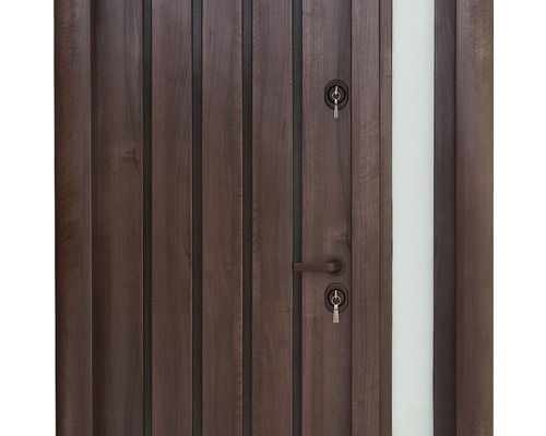 Ușă din lemn cu panouri verticale, mâner și chei