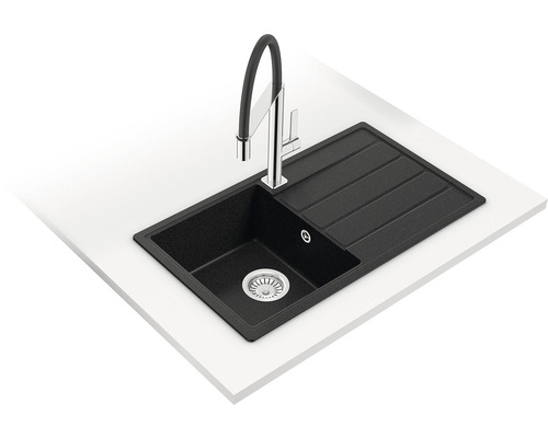 Chiuvetă de bucătărie neagră cu zonă de scurgere și robinet