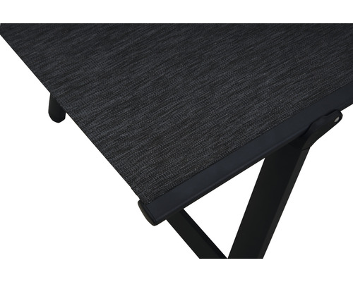 Imagine detaliată a unui șezlong de grădină gri, cu tapițerie textilă și cadru din aluminiu