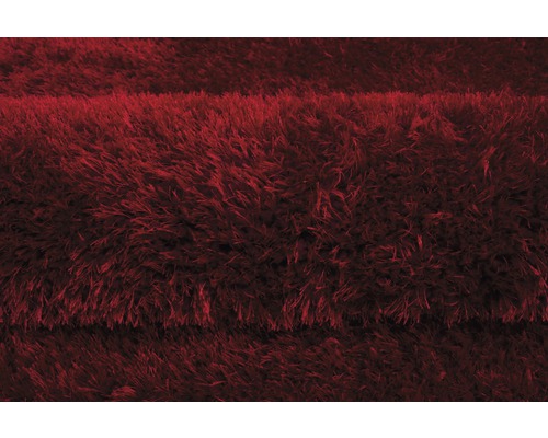 Prim-plan cu un covor cu fibre lungi