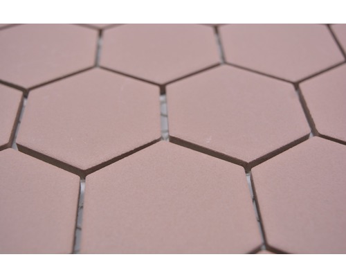 Prim-plan cu plăci de podea hexagonale