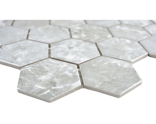 Plăci hexagonale cu aspect de marmură