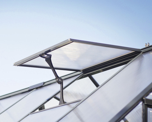 Fereastra deschisă a unei sere