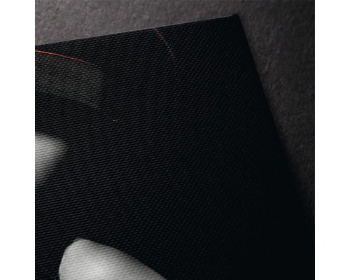 Vizualizare detaliată a unei structuri de pânză