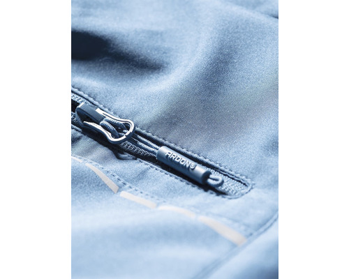 Vizualizare detaliată a unui fermoar cu inscripția Ardon