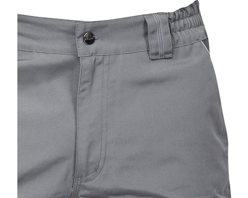 Prim-plan cu pantaloni gri, cu închidere cu nasturi și găici pentru curea.