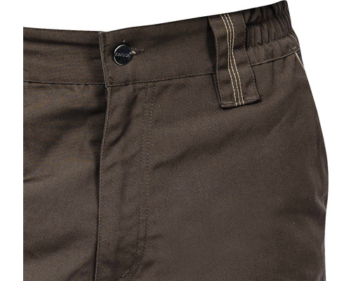 Detaliu pantaloni cu închidere cu nasturi și buclă pentru curea