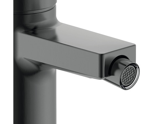 Prim-plan cu robinet pentru bideu