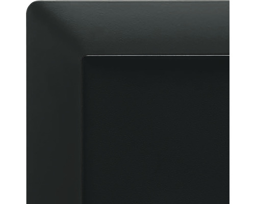 Vizualizare detaliată a unei uși negre cu cadru