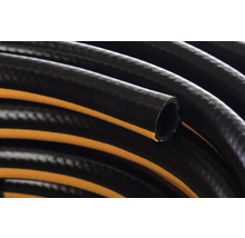 Furtun de apă negru cu armătură