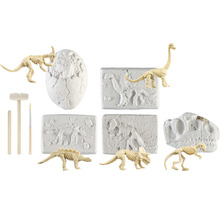 Set de excavare dinozauri cu unelte și schelete de dinozauri