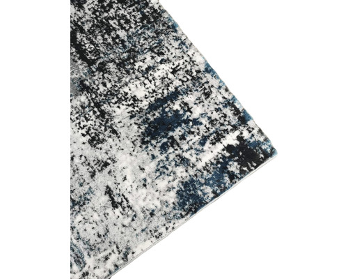 Covor cu model abstract