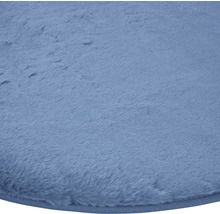 Prim-plan cu un covor cu fibre lungi