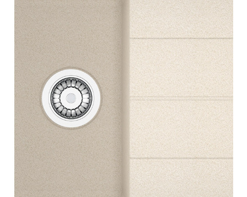 Imagine detaliată a unei chiuvete cu scurgere și structură canelată