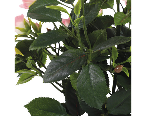 Prim-plan cu trandafir artificial cu frunze