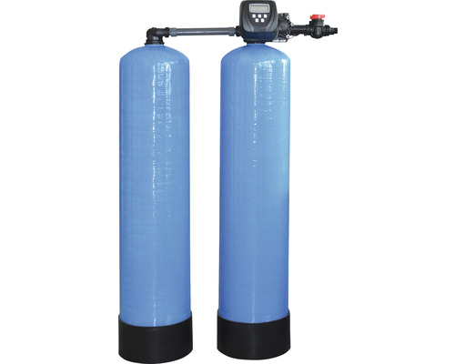 Dedurizator de apă cu două rezervoare și unitate de control