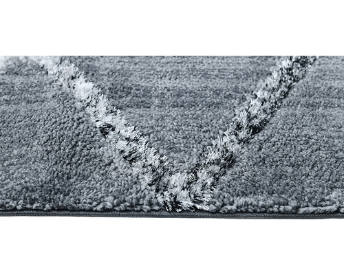 Covoraș de baie gri cu model geometric