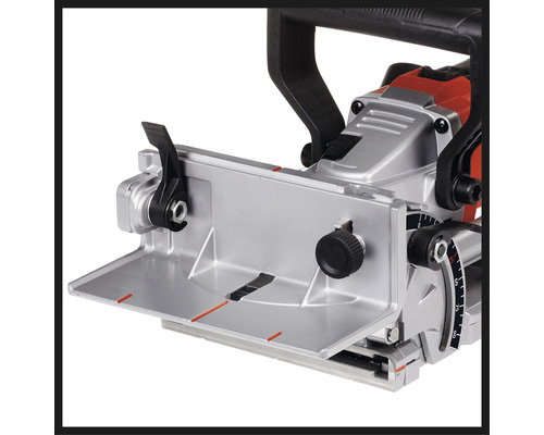 Detalii ale unei freze canelate cu ghidaj