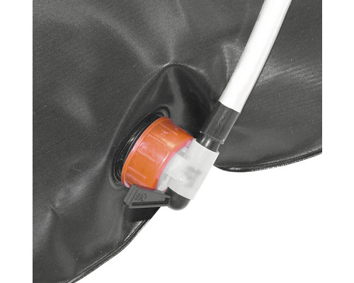 Imagine detaliată cu un sac de apă cu furtun și robinet de scurgere