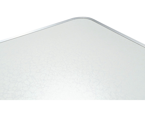 Detaliu blat de masă cu margine metalică