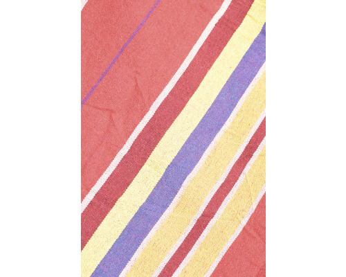 Material textil cu model în dungi