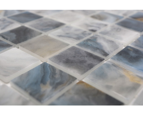 Prim-plan cu plăci de mozaic pătrate