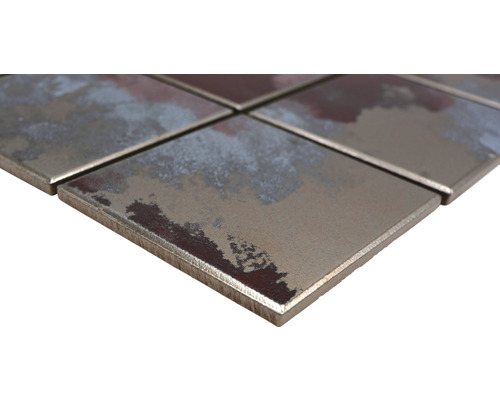 Prim-plan cu plăci de mozaic