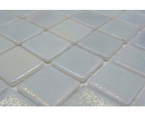 Prim-plan cu plăci de mozaic pătrate