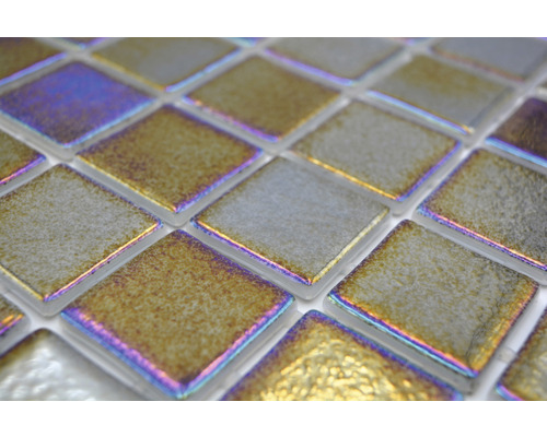 Prim-plan cu plăci de mozaic pătrate