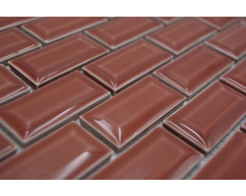 Prim-plan cu plăci de mozaic dreptunghiulare, lucioase