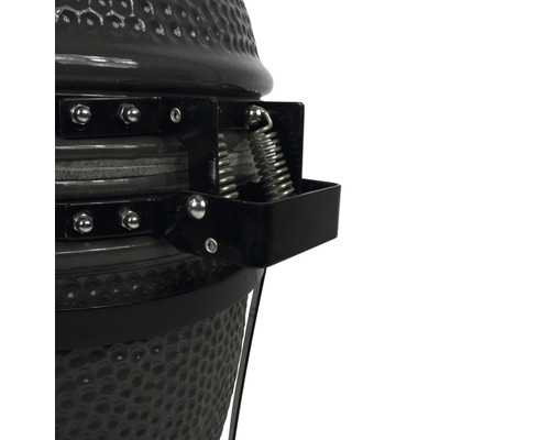 Vizualizare detaliată a unui grătar kamado cu arc