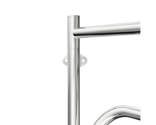 Vizualizare detaliată a unui încălzitor de prosoape din oțel inoxidabil cu montare pe perete