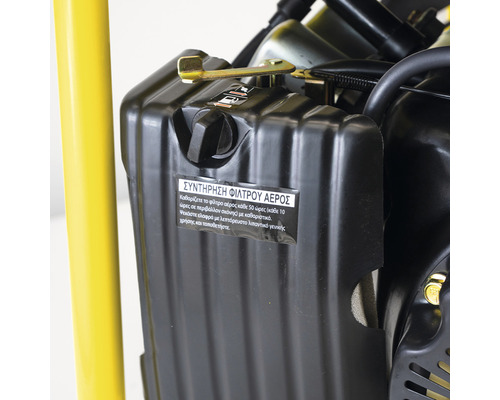 Prim-plan cu un generator de curent