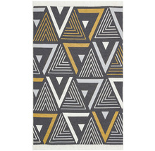 Covor cu model geometric triunghiular