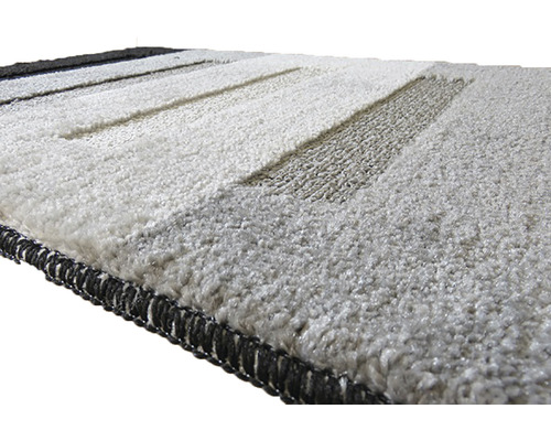 Covor cu model în dungi