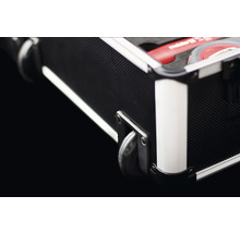 Vizualizare detaliată a unei cutii de scule cu roți.