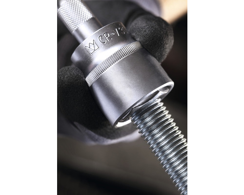 Cheie tubulară pe o tijă filetată