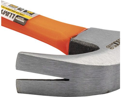 Prim-plan cu levier de scos cuie cu mâner portocaliu