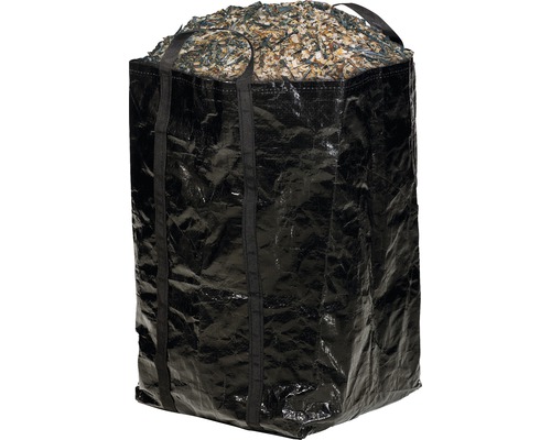 Sac mare negru umplut cu așchii de lemn