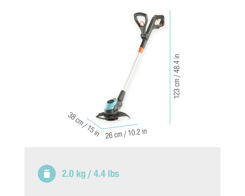 Mașină de tuns iarba cu dimensiunile de 38 centimetri pe 26 centimetri, o lungime de 123 centimetri și o greutate de 2,0 kilograme.