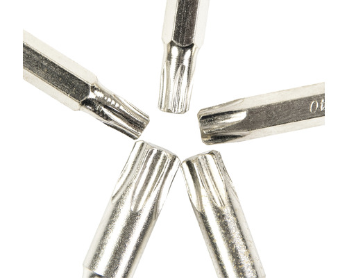 Mai multe biți Torx metalici așezați într-un aranjament circular