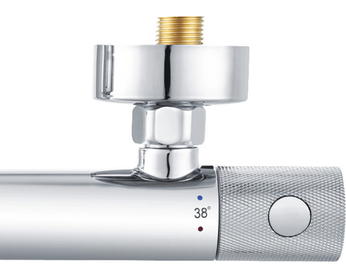 Prim-plan cu o baterie cu afișaj de temperatură de 38 de grade