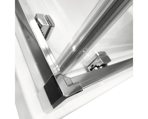 Detaliu cabină de duș cu cadru metalic și elemente de fixare