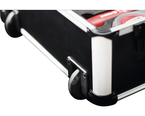 Vizualizare detaliată a unei cutii de scule cu roți