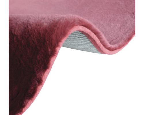 Vizualizare detaliată a unui covor