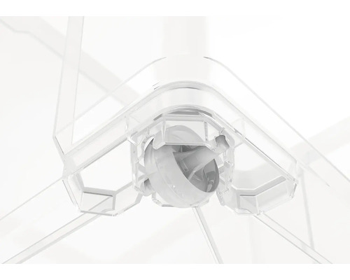 Prim-plan al unui ventilator de tavan transparent